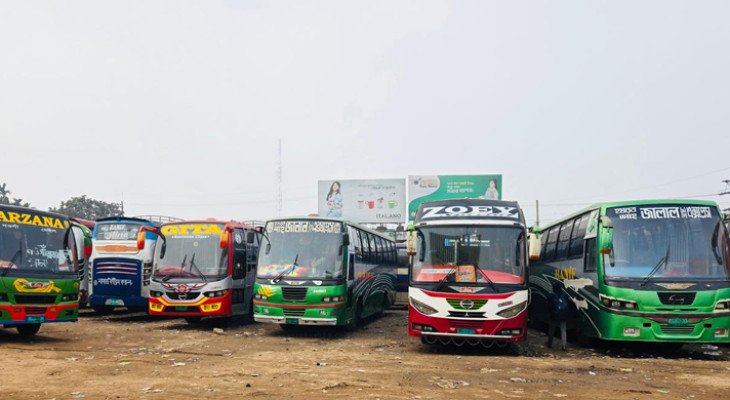 নওগাঁ থেকে ১৫০ বাসে ঢাকায় যাচ্ছে প্রায় ২০ হাজার বিএনপি নেতাকর্মী